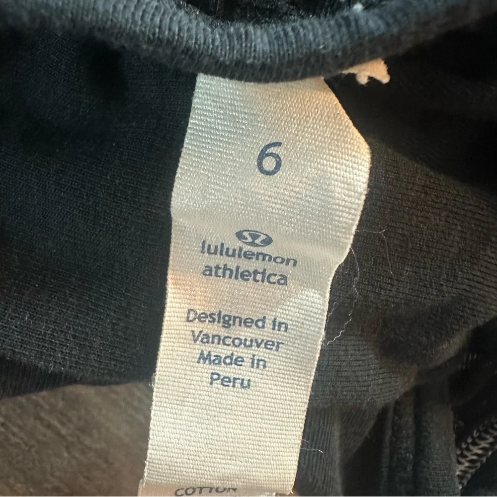 lululemon athletica Black Long Sleeve Top